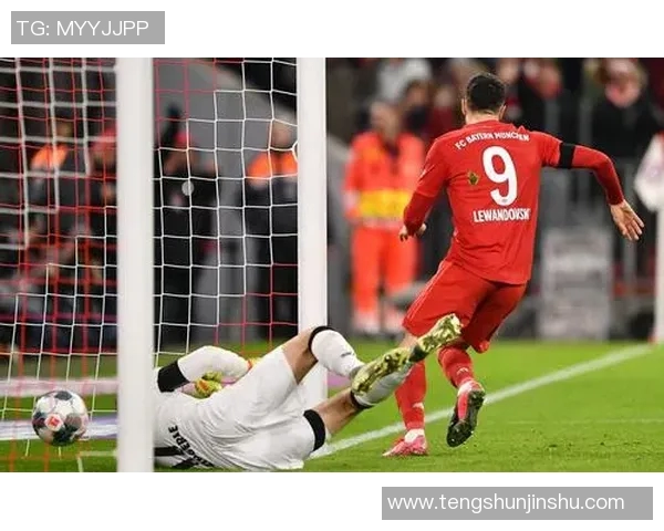 莱万重返德甲与旧主交锋拜仁球迷怒斥其忘恩负义情绪高涨